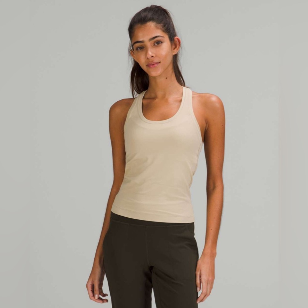 Lululemon Cool Racerback Short Tank Top *Nulu
Pecan Tan size 6 beige lulu